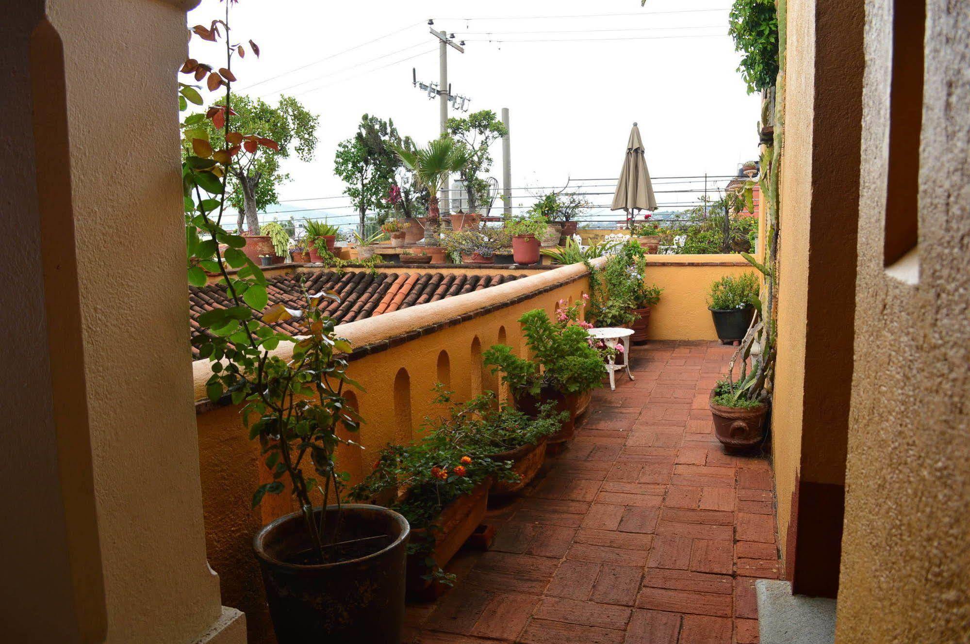 Hotel Azucenas Oaxaca Exterior foto